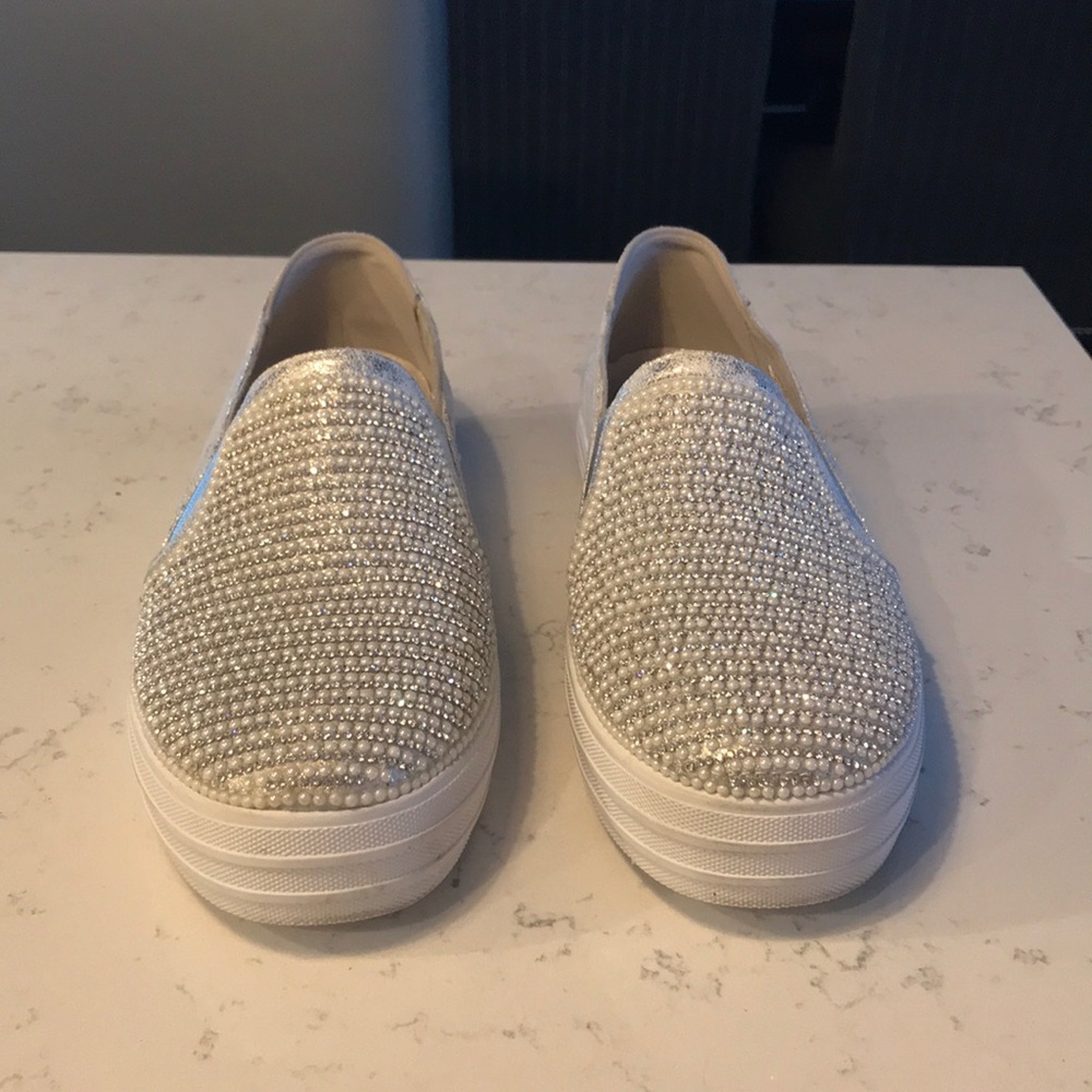 Sketchers Air Cooled Memory Foam Women’s Shoe